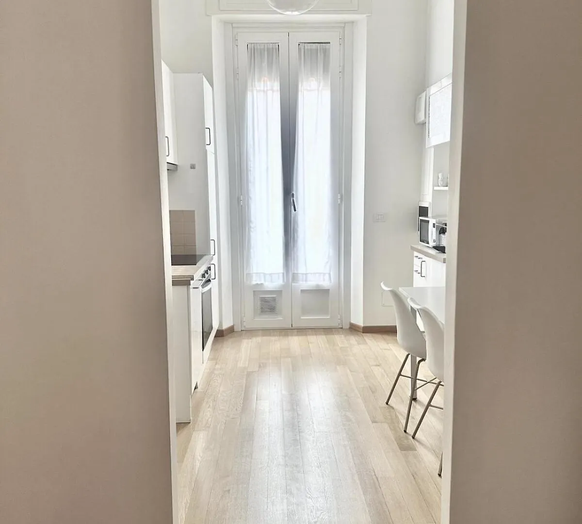 Oasis Of Design And Comfort With Terrace Mediolan Apartament